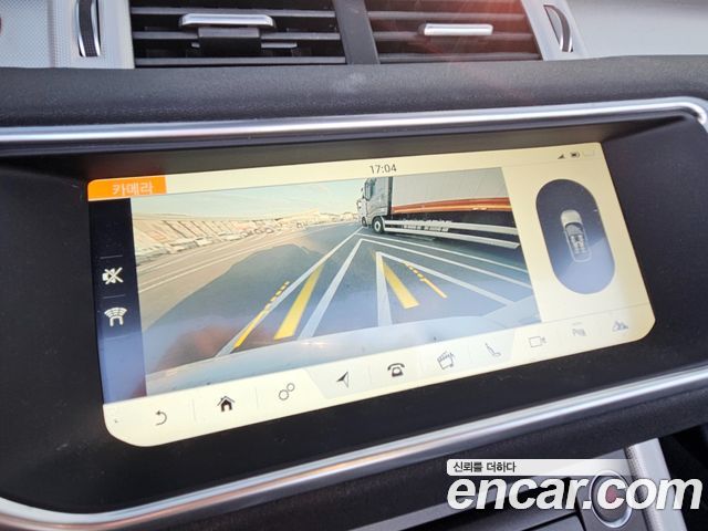 Land Rover Range Rover Evoque 2.0 TD4 SE Dynamic Convertible 2019 — фото 8