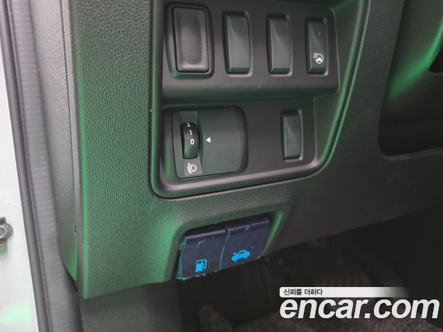 Renault Korea QM6 2.0 GDe LE Signature 2WD 2023 — фото 21