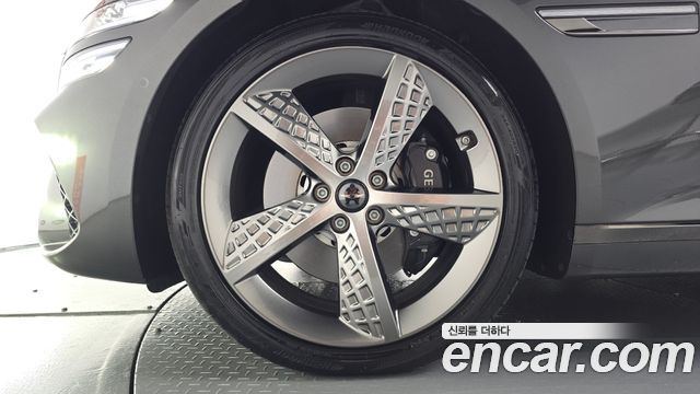 Genesis G80 (RG3) Gasoline 3.5 Turbo AWD 2025 — фото 5