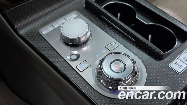 Genesis G80 (RG3) Gasoline 3.5 Turbo AWD 2025 — фото 9