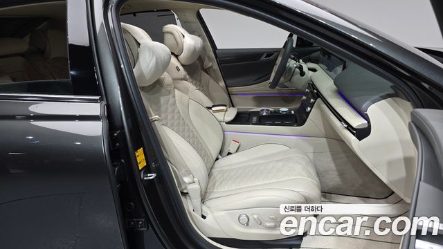 Genesis G80 (RG3) Gasoline 3.5 Turbo AWD 2025 — фото 32