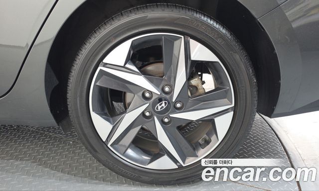 Hyundai Avante (CN7) 1.6 Inspiration 2023 — фото 5