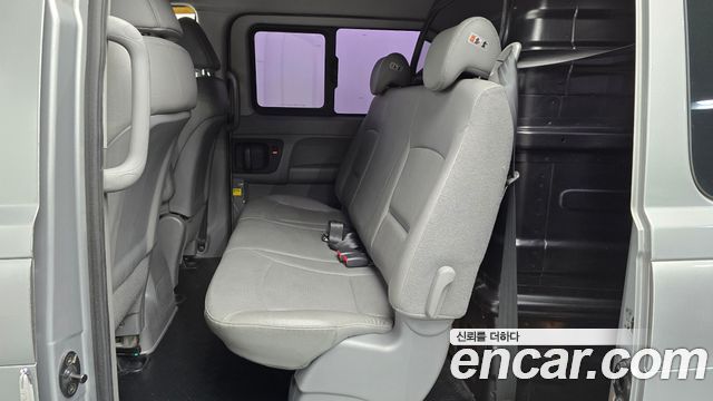 Hyundai Grand Starex 5-Seater VAN Modern 2016 — фото 12