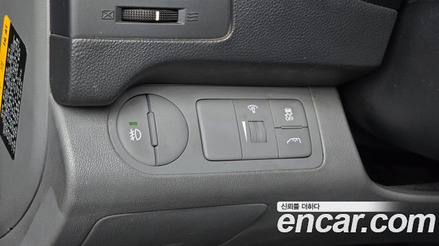 Hyundai Grand Starex 5-Seater VAN Modern 2016 — фото 14