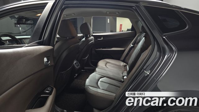 Kia K5 Hybrid (II) Noblesse 2019 — фото 11