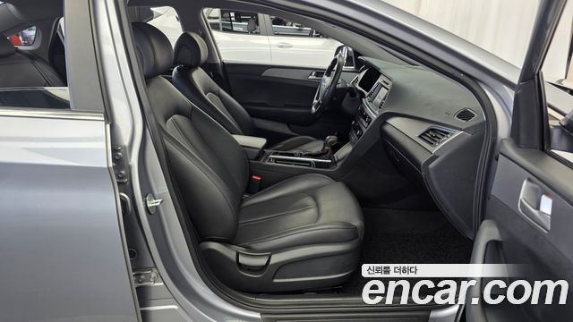 Hyundai Sonata (LF) LPI Premium Special 2016 — фото 11