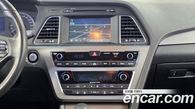 Hyundai Sonata (LF) LPI Premium Special 2016 — фото 14
