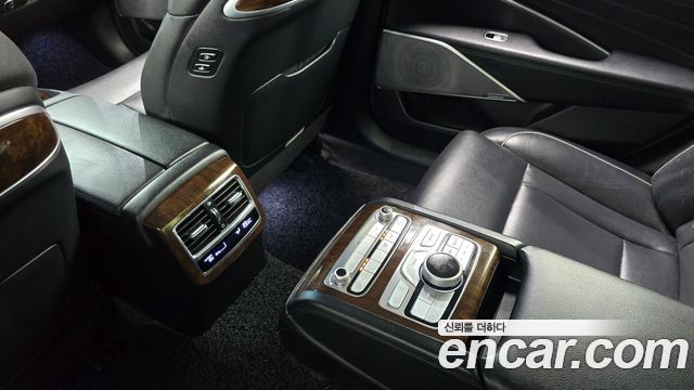 Kia K9 3.8 GDI AWD PlatinumⅡ 2020 — фото 18