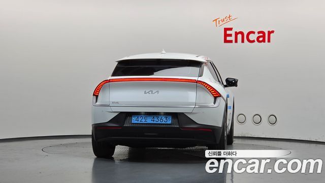 Kia EV6 Long Range Air 2023 — фото 4