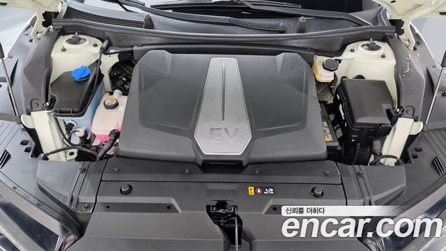 Kia EV6 Long Range Air 2023 — фото 6
