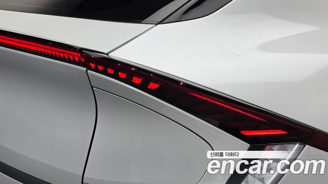 Kia EV6 Long Range Air 2023 — фото 23