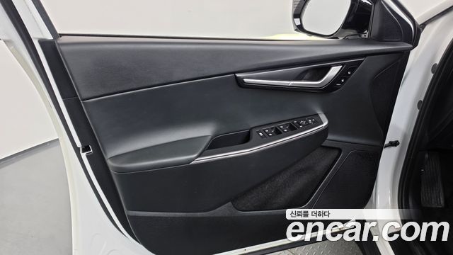 Kia EV6 Long Range Air 2023 — фото 24