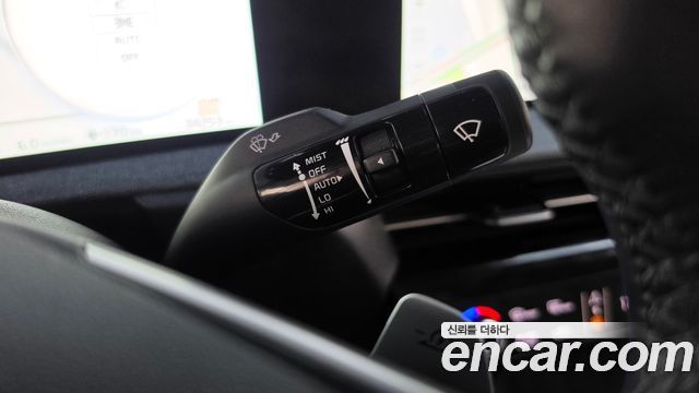 Kia EV6 Long Range Air 2023 — фото 27