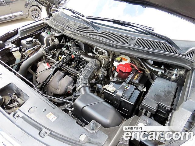 Ford Explorer 2.3 Limited 4WD 5th 2019 — фото 23