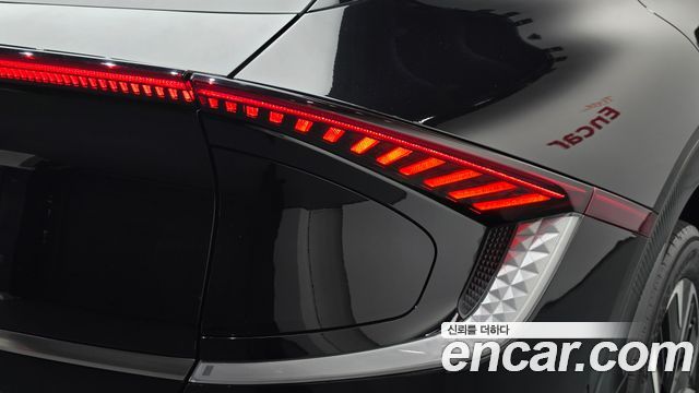 Kia EV6 Long Range Earth 2022 — фото 23