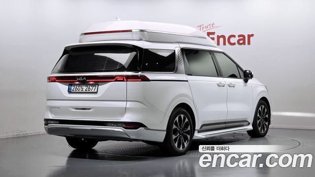 Kia Carnival (IV) Gasoline 4-Seater Hi-Limousine Signature 2022 — фото 2