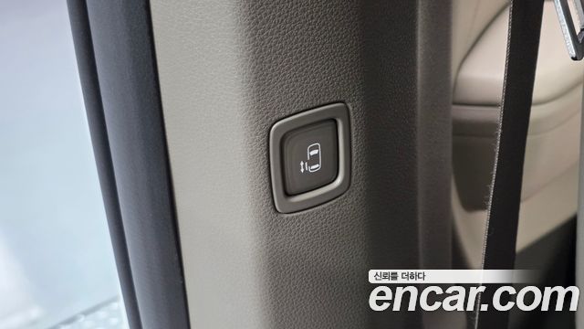 Kia Carnival (IV) Gasoline 4-Seater Hi-Limousine Signature 2022 — фото 27