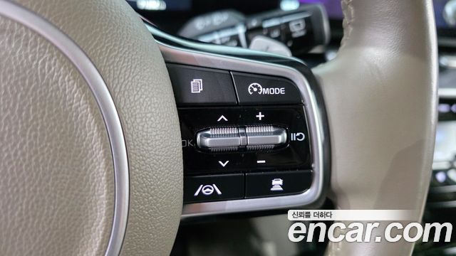 Kia Carnival (IV) Gasoline 4-Seater Hi-Limousine Signature 2022 — фото 30