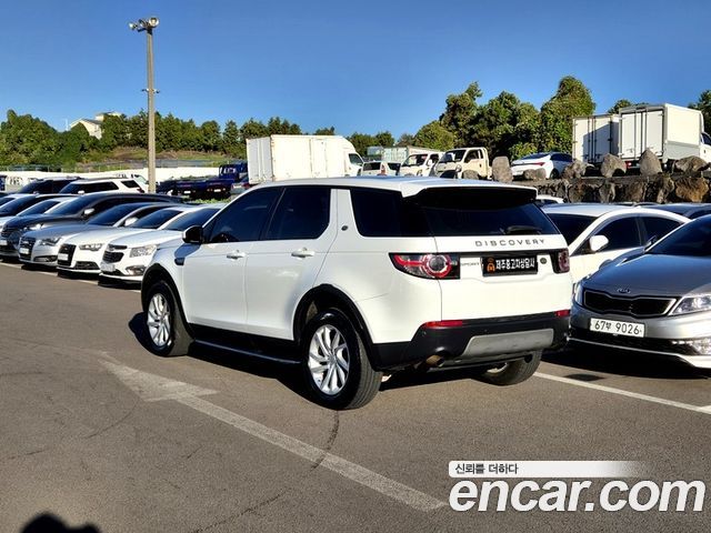 Land Rover Discovery Sport 2.0 TD4 SE 2018 — фото 3