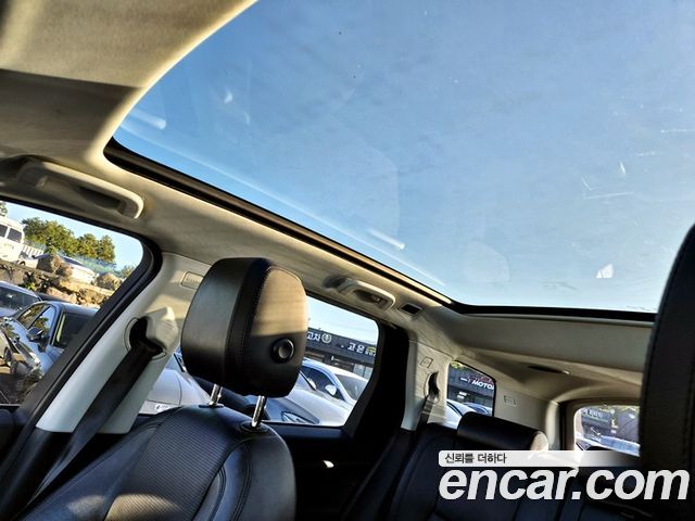 Land Rover Discovery Sport 2.0 TD4 SE 2018 — фото 16