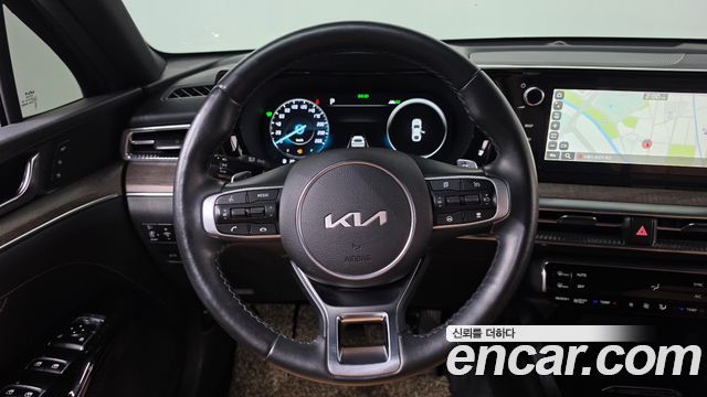 Kia K5 Hybrid (III) Signature 2023 — фото 13