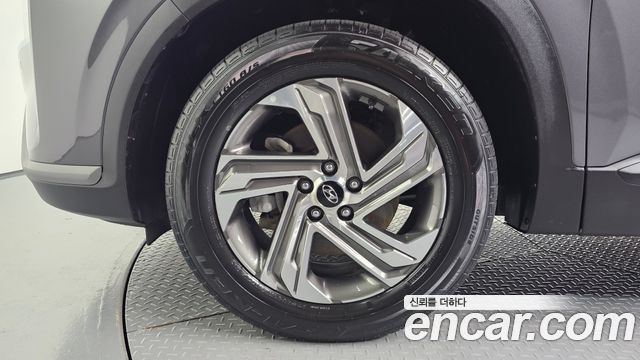 Hyundai Santa Fe Diesel 2.2 2WD Prestige 2021 — фото 5