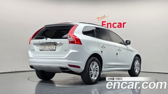 Volvo XC60 D3 1st 2016 — фото 2