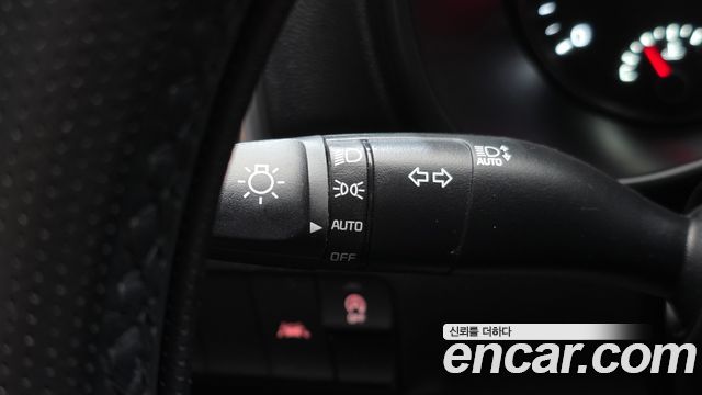 Kia Sportage The Bold Diesel 1.6 2WD Prestige 2022 — фото 16