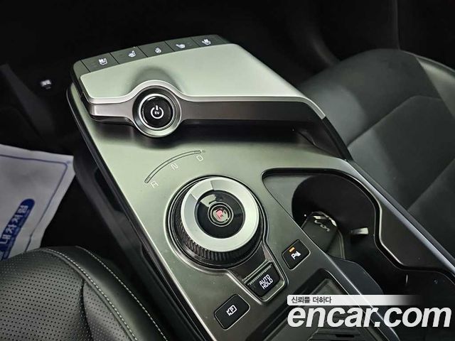 Kia EV6 Long Range 4WD Air 2023 — фото 8