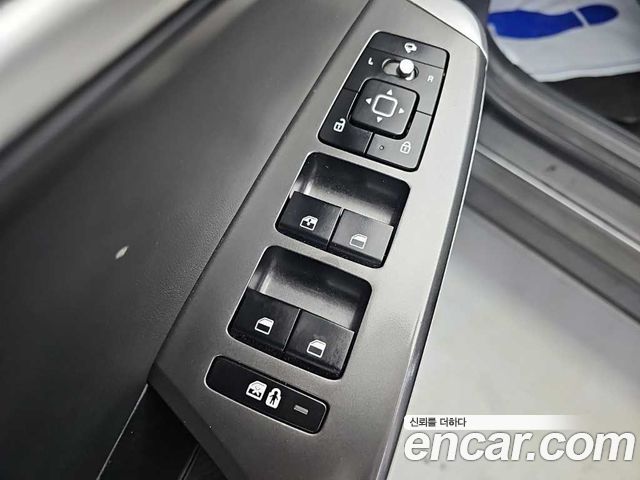 Kia EV6 Long Range 4WD Air 2023 — фото 22
