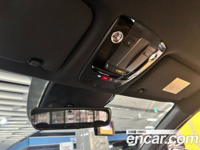 Kia K5 Hybrid (III) Trendy 2023 — фото 17