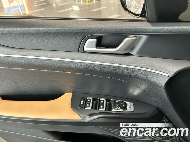 Kia K5 Hybrid (III) Trendy 2023 — фото 19