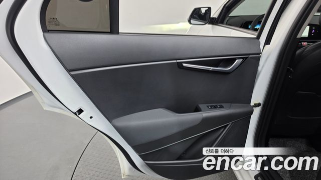 Kia Niro Signature 2022 — фото 25