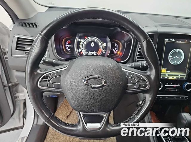 Renault Korea QM6 2.0 LPe RE Signature 2WD 2020 — фото 9
