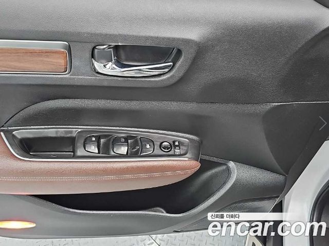 Renault Korea QM6 2.0 LPe RE Signature 2WD 2020 — фото 20
