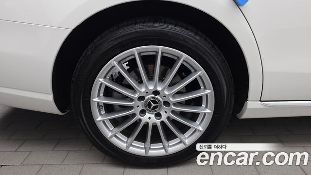 Mercedes-Benz E-Class (W213) E250 Exclusive 2022 — фото 5