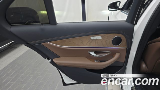 Mercedes-Benz E-Class (W213) E250 Exclusive 2022 — фото 25