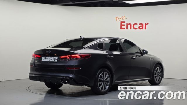 Kia K5 (II) 2.0 Prestige 2020 — фото 2