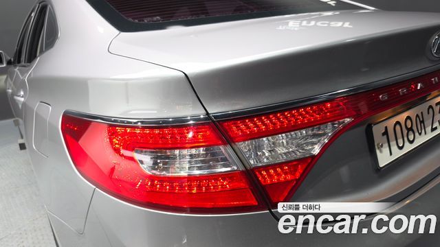 Hyundai Grandeur (HG) LPG HG300 Prime 2012 — фото 23