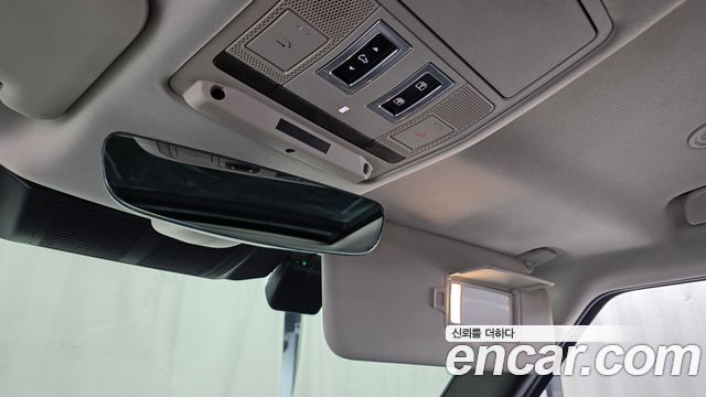 Land Rover Defender (L663) 110 D250 SE 2022 — фото 27