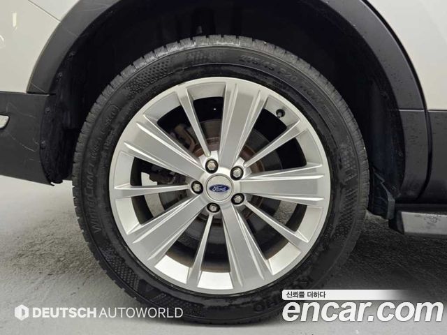 Ford Explorer 2.3 Limited 4WD 5th 2019 — фото 5