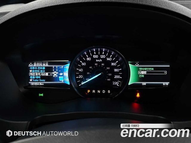 Ford Explorer 2.3 Limited 4WD 5th 2019 — фото 8