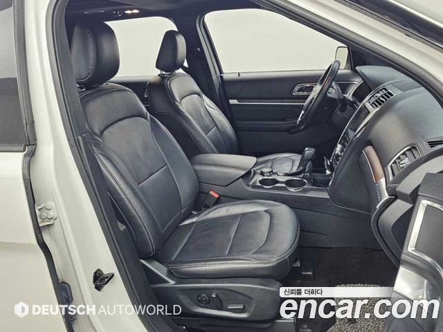 Ford Explorer 2.3 Limited 4WD 5th 2019 — фото 10