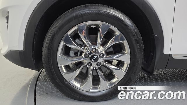 Kia Sorento Diesel 2.2 2WD Marster 2019 — фото 5