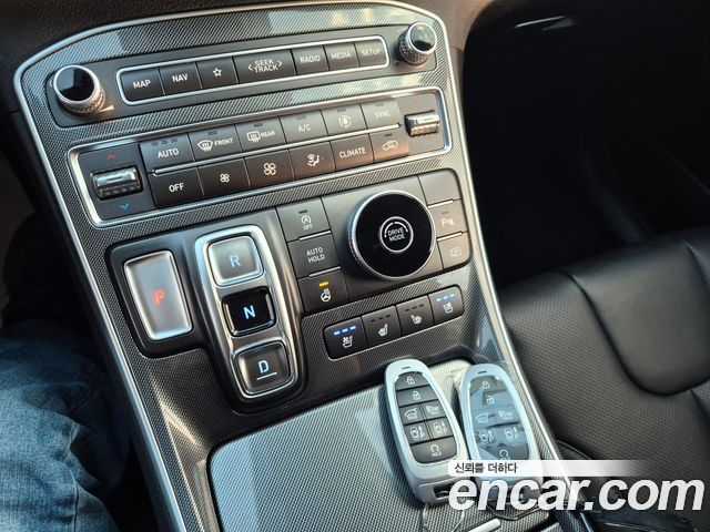 Hyundai Santa Fe Diesel 2.2 2WD Prestige 2023 — фото 17