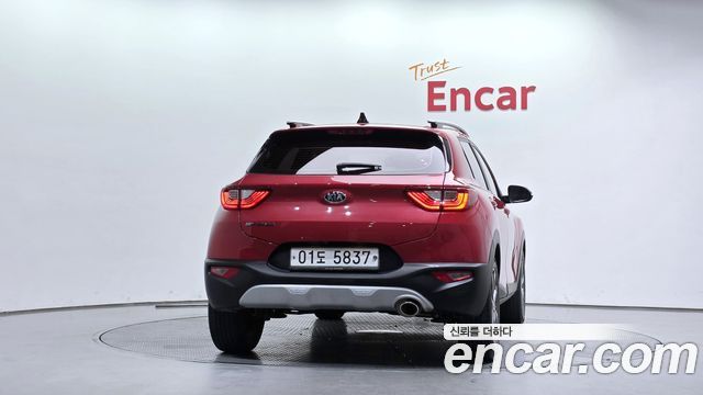 Kia Stonic 1.4 Trendy 2019 — фото 4