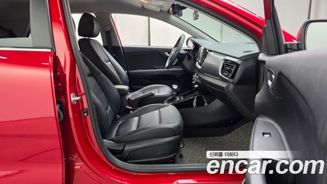 Kia Stonic 1.4 Trendy 2019 — фото 26