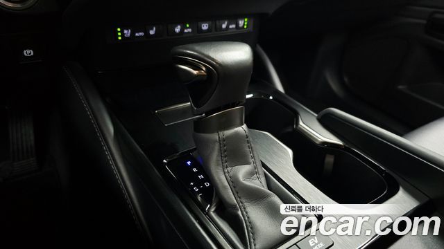 Lexus ES300h (VII) Luxury Plus 2023 — фото 9