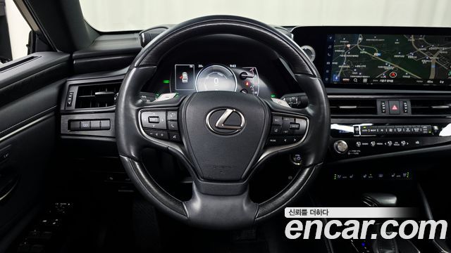 Lexus ES300h (VII) Luxury Plus 2023 — фото 20