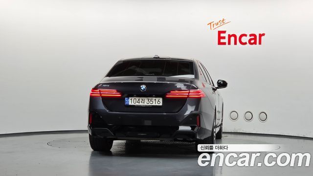 BMW 5 Series (G60) 530i xDrive M Sport 2024 — фото 4